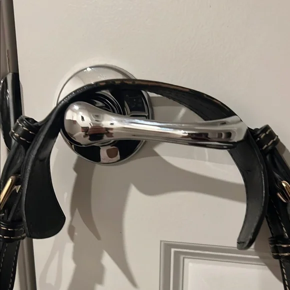 Dooney & Bourke Black Leather Shoulder Bag - Picture 2 of 5